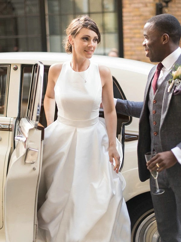 Vestidos de novia de corte A/princesa, de satén, con volantes, escote redondo, sin mangas y cola larga