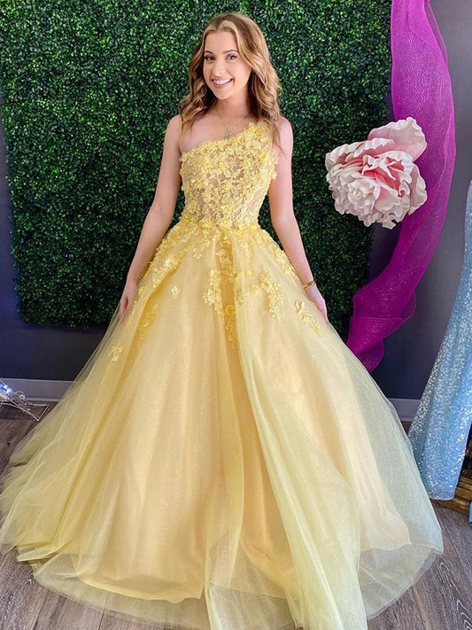 Vestidos de corte A/princesa con apliques de tul, un hombro, sin mangas, con cola larga