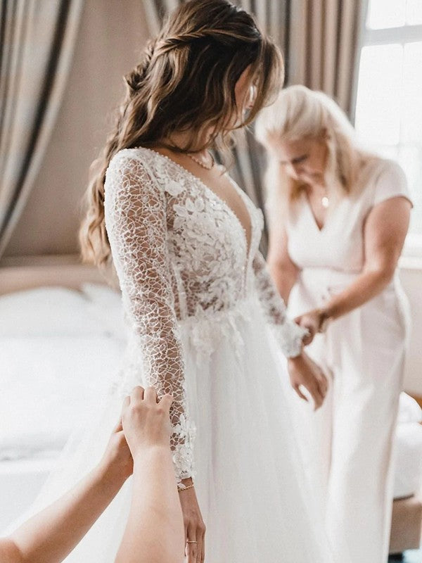 A-Linie/Princess-Linie Tüll Applikationen U-Ausschnitt Lange Ärmel Kathedrale Schleppe Brautkleider