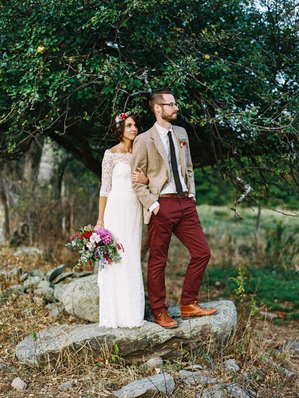 Vestidos de novia con corte tubo, mangas 3/4, encaje, hombros descubiertos, lazo y cola larga
