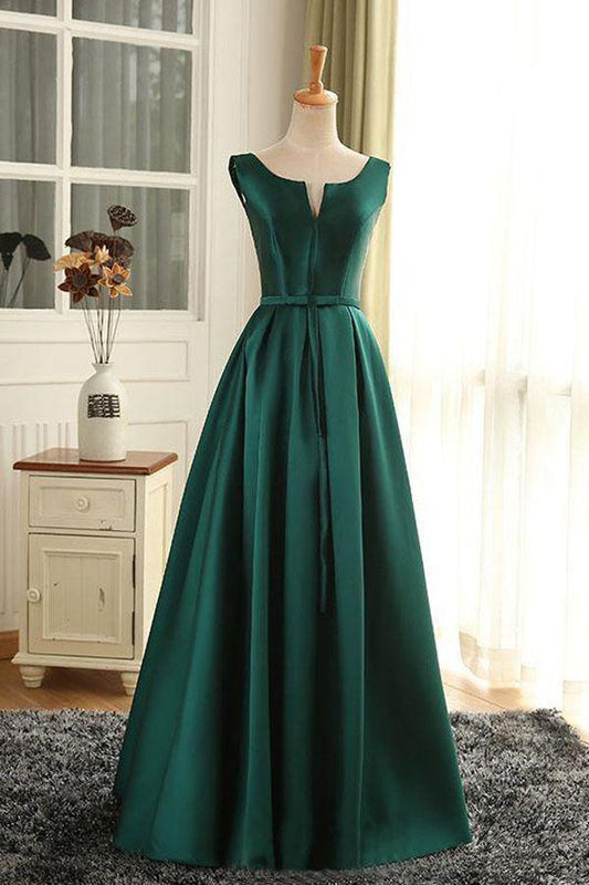 Vestido de fiesta largo de satén con escote redondo