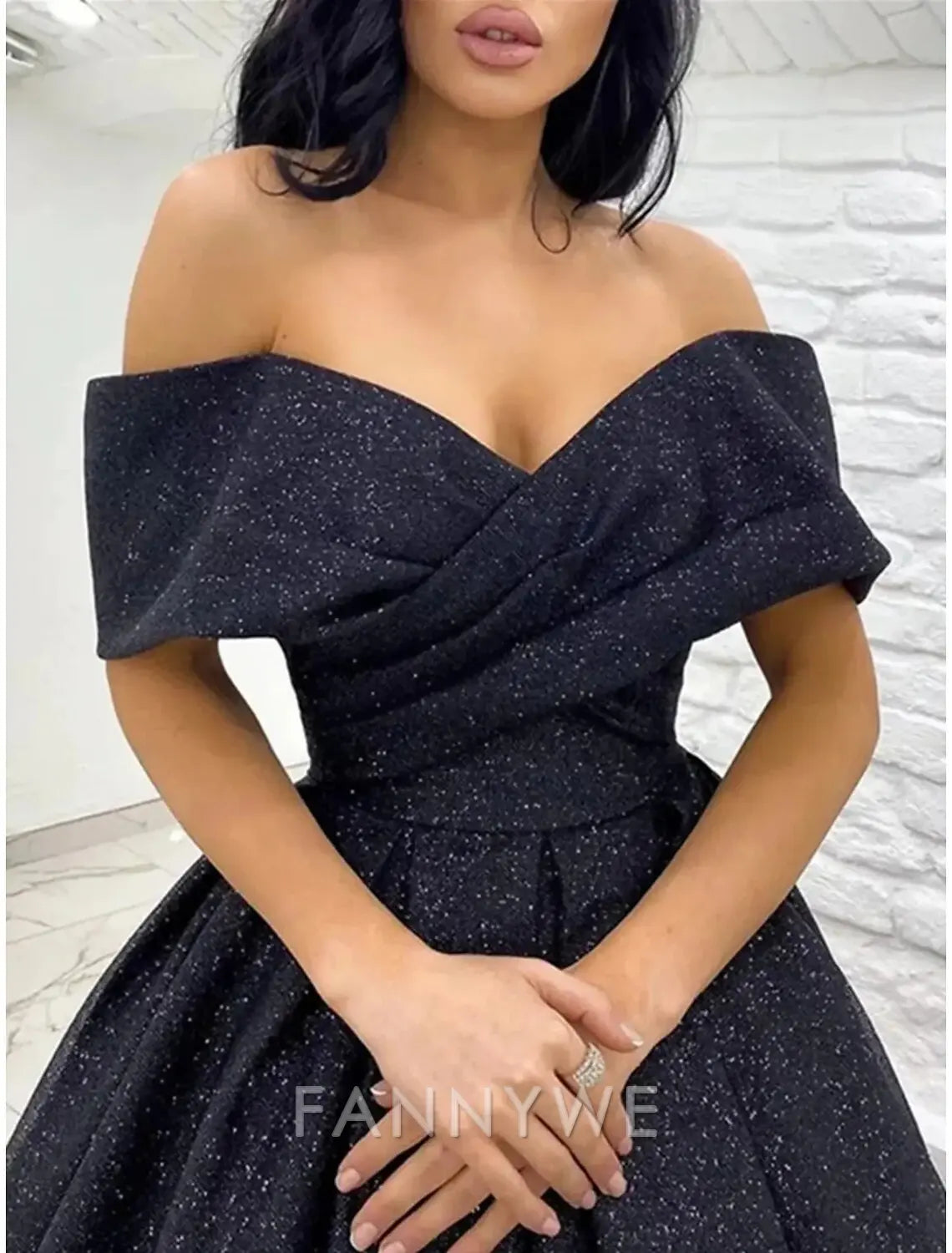 FannyWe Simple A-Line Prom Dresses Elegant Dress Black Tie Gala Sweep / Brush Train Short Sleeve Off Shoulder Sequined with Glitter Pleats