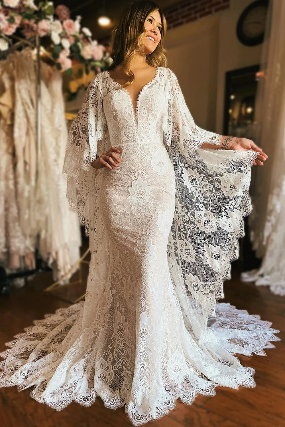 Mermaid Long Sleeve Cape Lace Appliques Wedding Dress