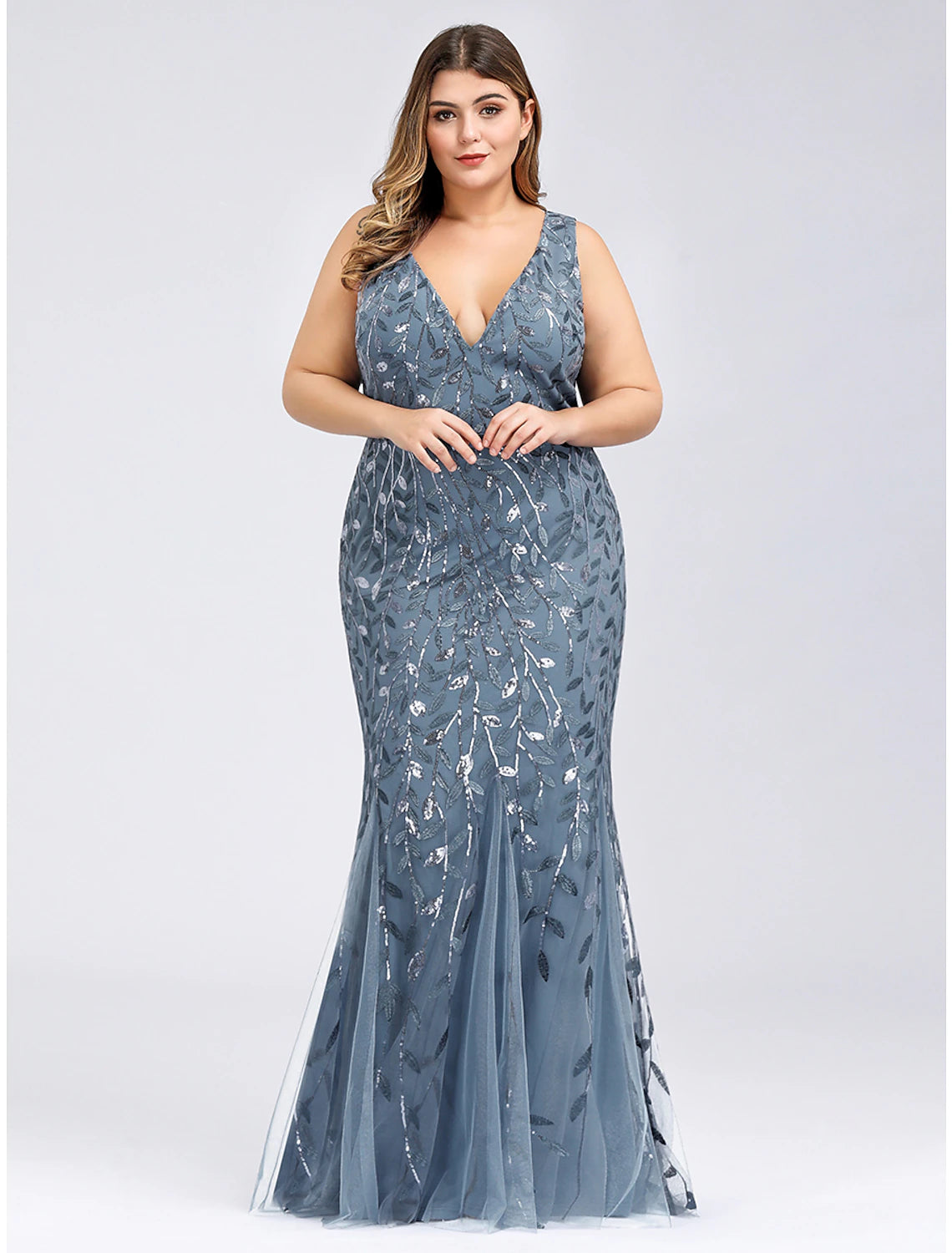 Vestido de noche de sirena/trompeta, talla grande, para invitados de boda, de compromiso, largo hasta el suelo, sin mangas, escote en V, encaje, espalda en V con apliques
