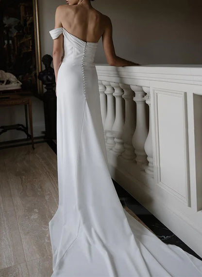 Vestidos de novia de satén sin mangas, con un solo hombro y abertura