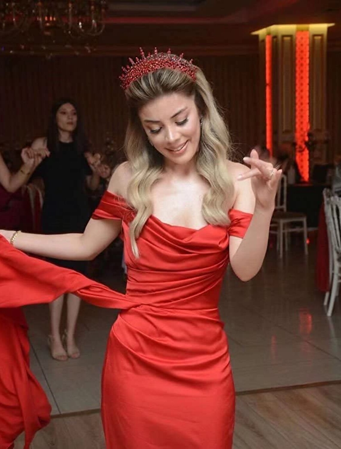 Vestidos de fiesta de sirena/trompeta, vestido imperio, fiesta formal, cola larga/corta, sin mangas, hombros descubiertos, seda sintética, sin espalda y fruncido