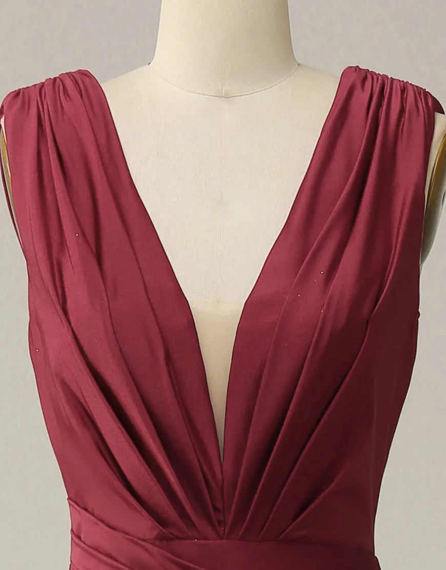 Vestido de fiesta largo de sirena con escote en V y pliegues brillantes