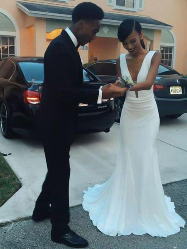 Vestidos de novia de crepé elástico, con escote en V, sin mangas, cola larga y volantes