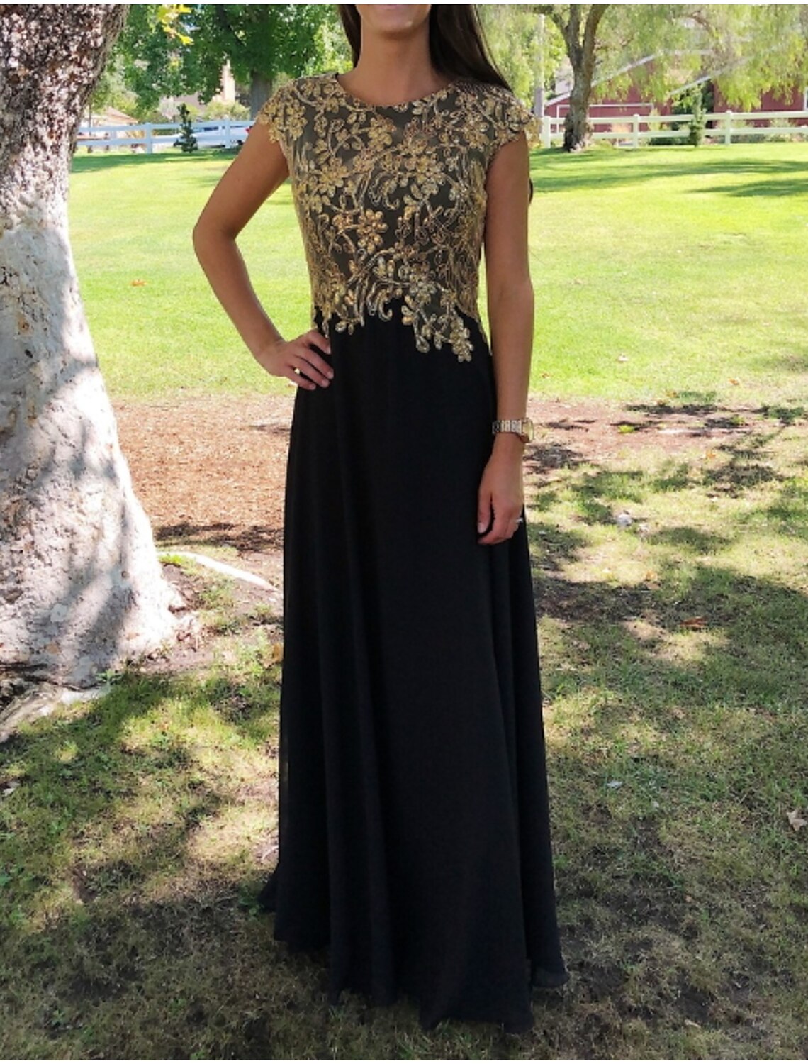 Sheath / Column Mother of the Bride Dress Elegant Plus Size Jewel Neck Floor Length Chiffon Lace Short Sleeve with Appliques Ruching