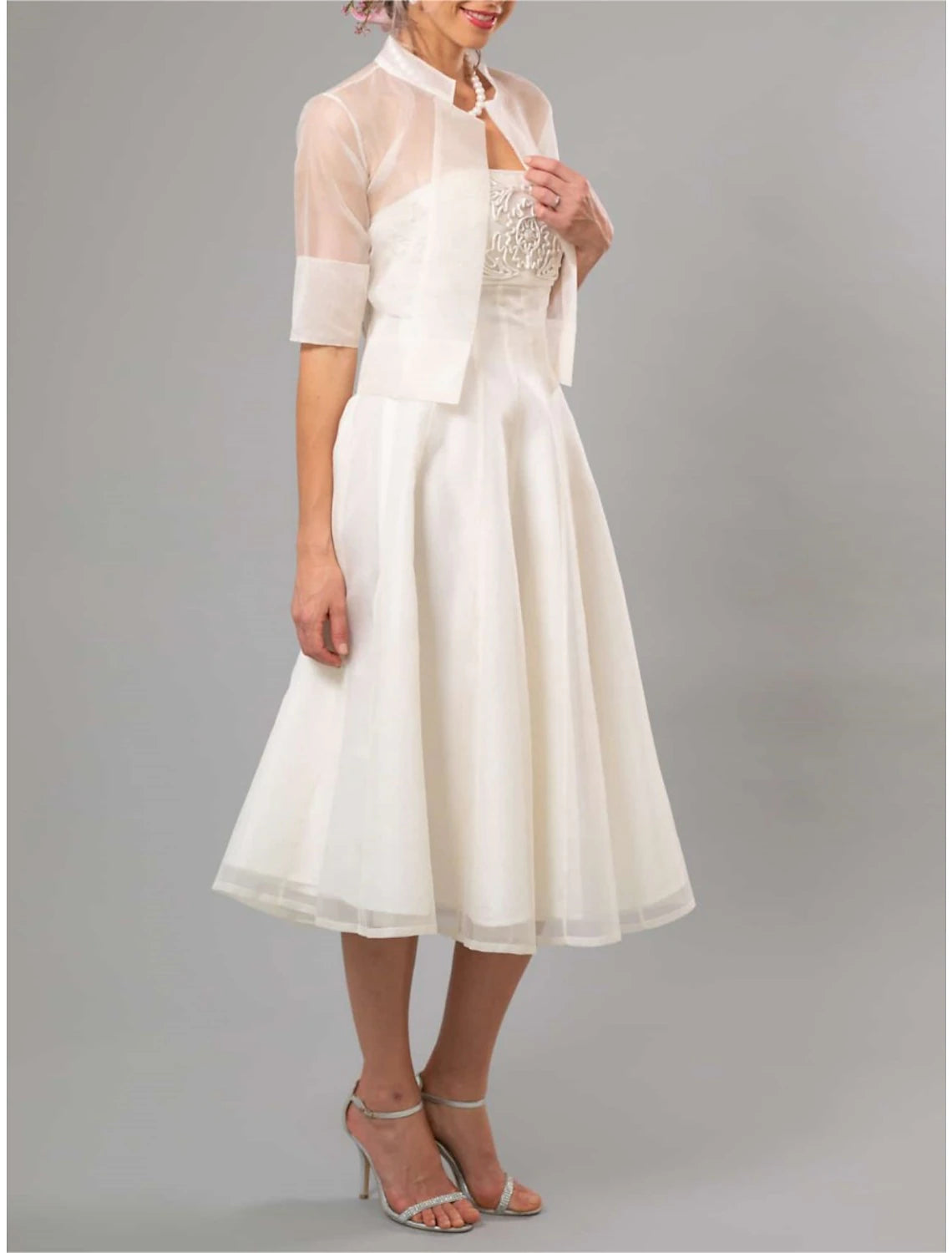 A-Line Mother of the Bride Dress Elegant See Through Shirt Collar Tea Length Organza Half Sleeve with Pleats Appliques