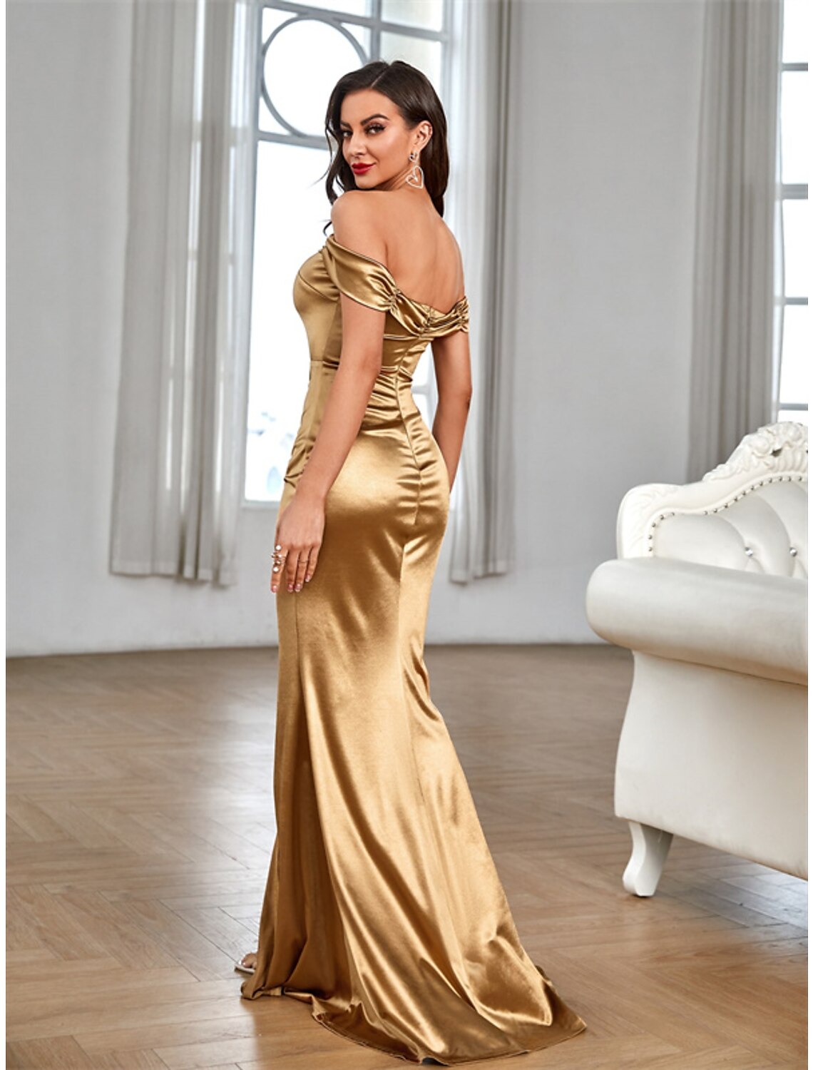 Vestidos de fiesta de sirena/trompeta, vestido vintage para boda, fiesta de verano, cola larga/cepillo, sin mangas, hombros descubiertos, satén elástico con abertura fruncida
