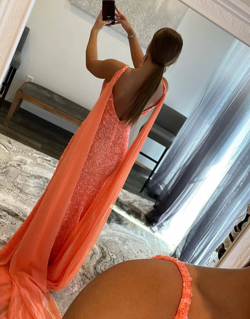 Vestido de fiesta de sirena con escote en V y lentejuelas con abertura