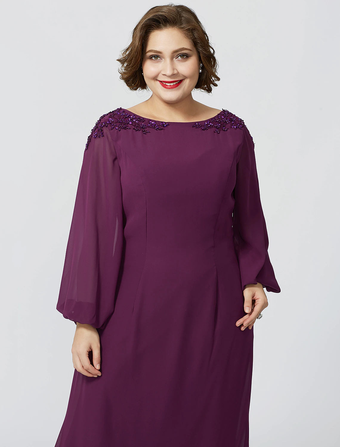 Sheath / Column Mother of the Bride Dress Formal Classic & Timeless Elegant & Luxurious Plus Size Bateau Neck Floor Length Chiffon Long Sleeve No with Beading Appliques