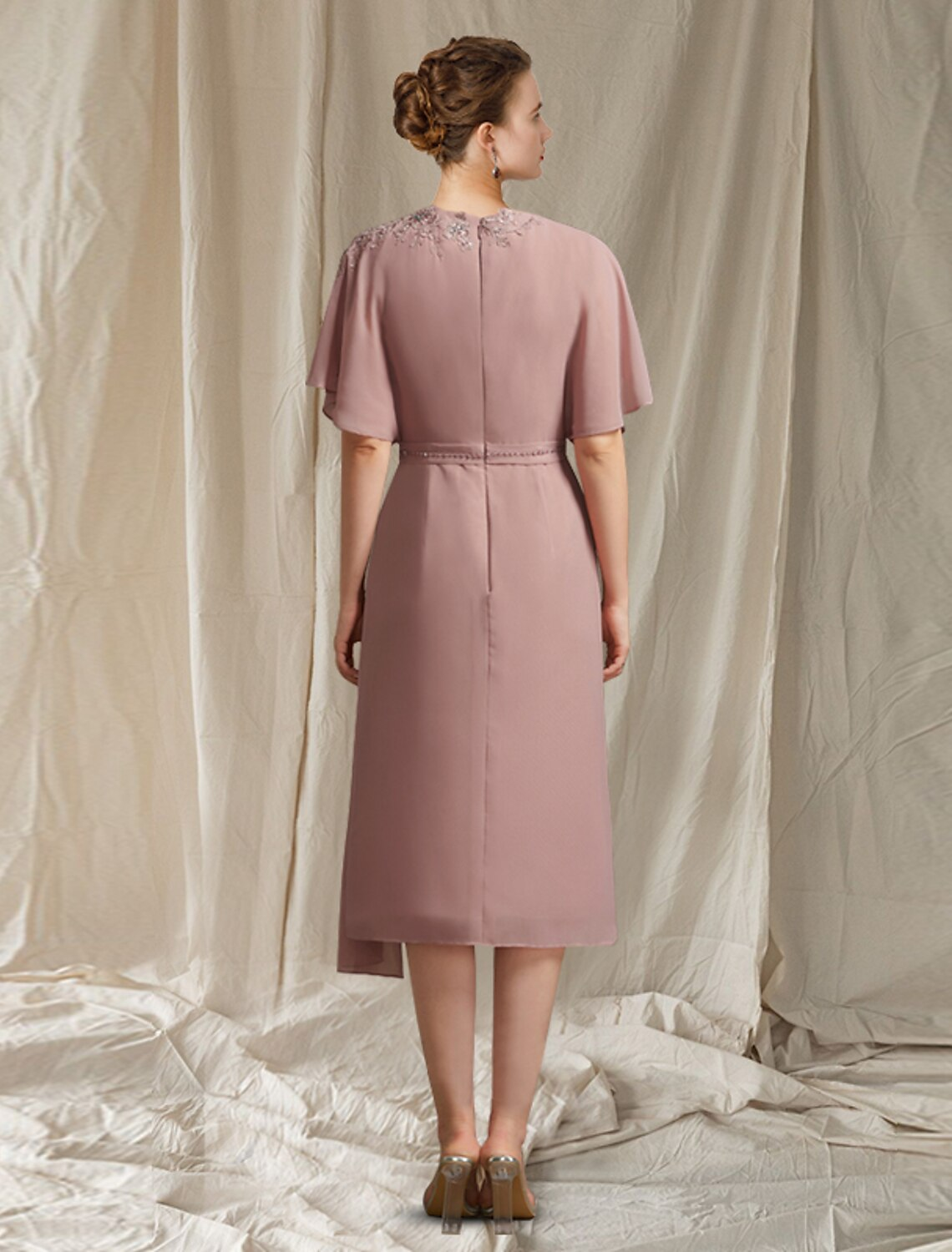 A-Line Mother of the Bride Dress Elegant Jewel Neck Floor Length Chiffon Lace Sleeve with Pleats Appliques