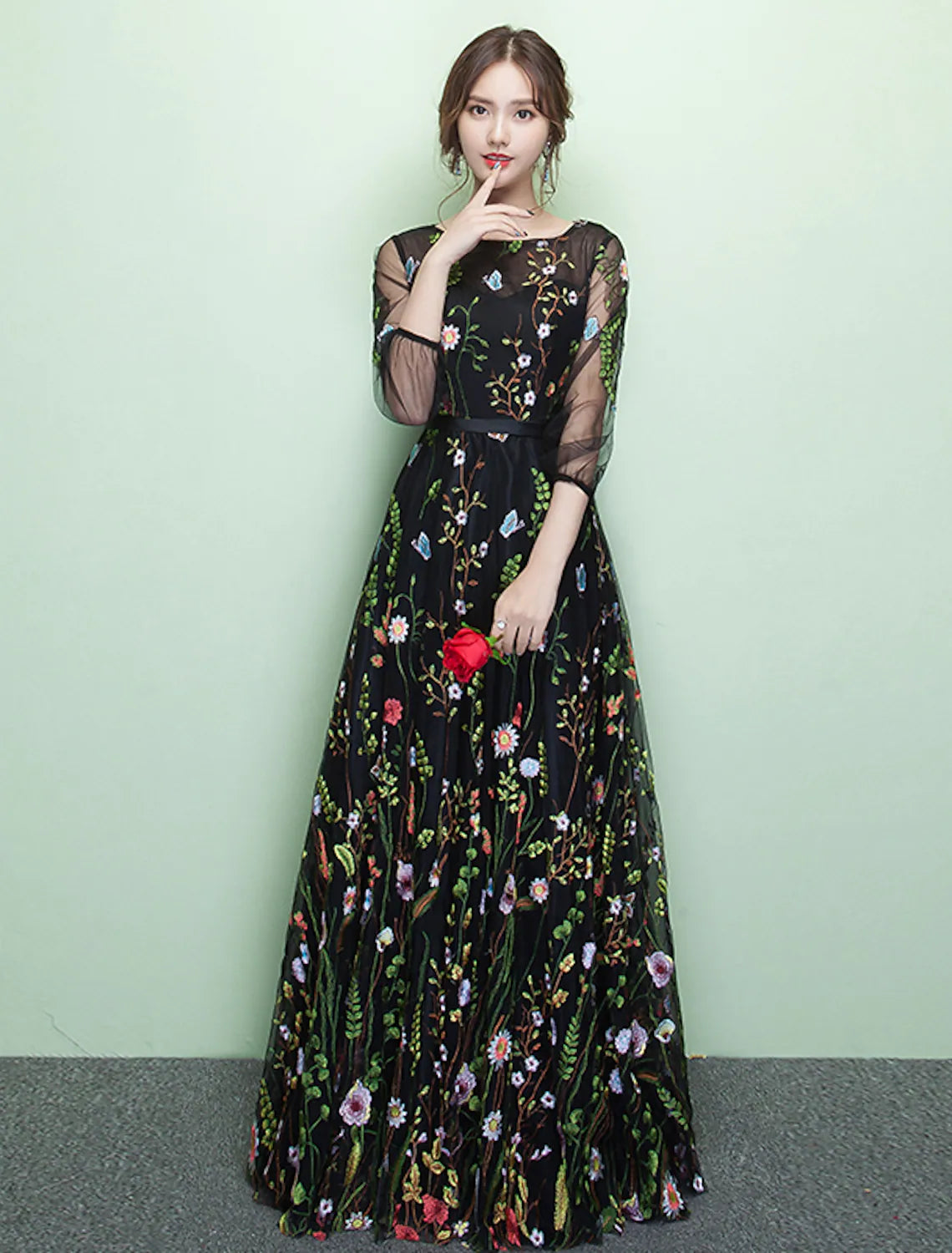 Vestido de noche formal elegante de corte A, largo hasta el suelo, manga larga, encaje con bordado