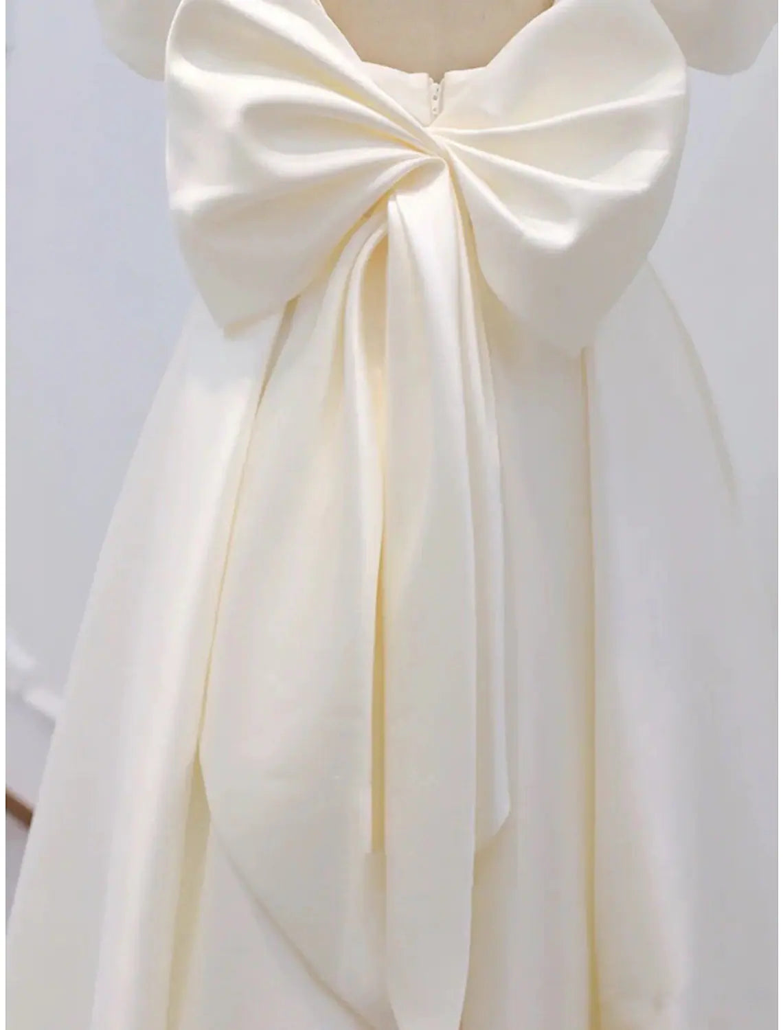 Bridal Little White Dresses Wedding Dresses Knee Length A-Line Short Sleeve Square Neck Satin With Bow