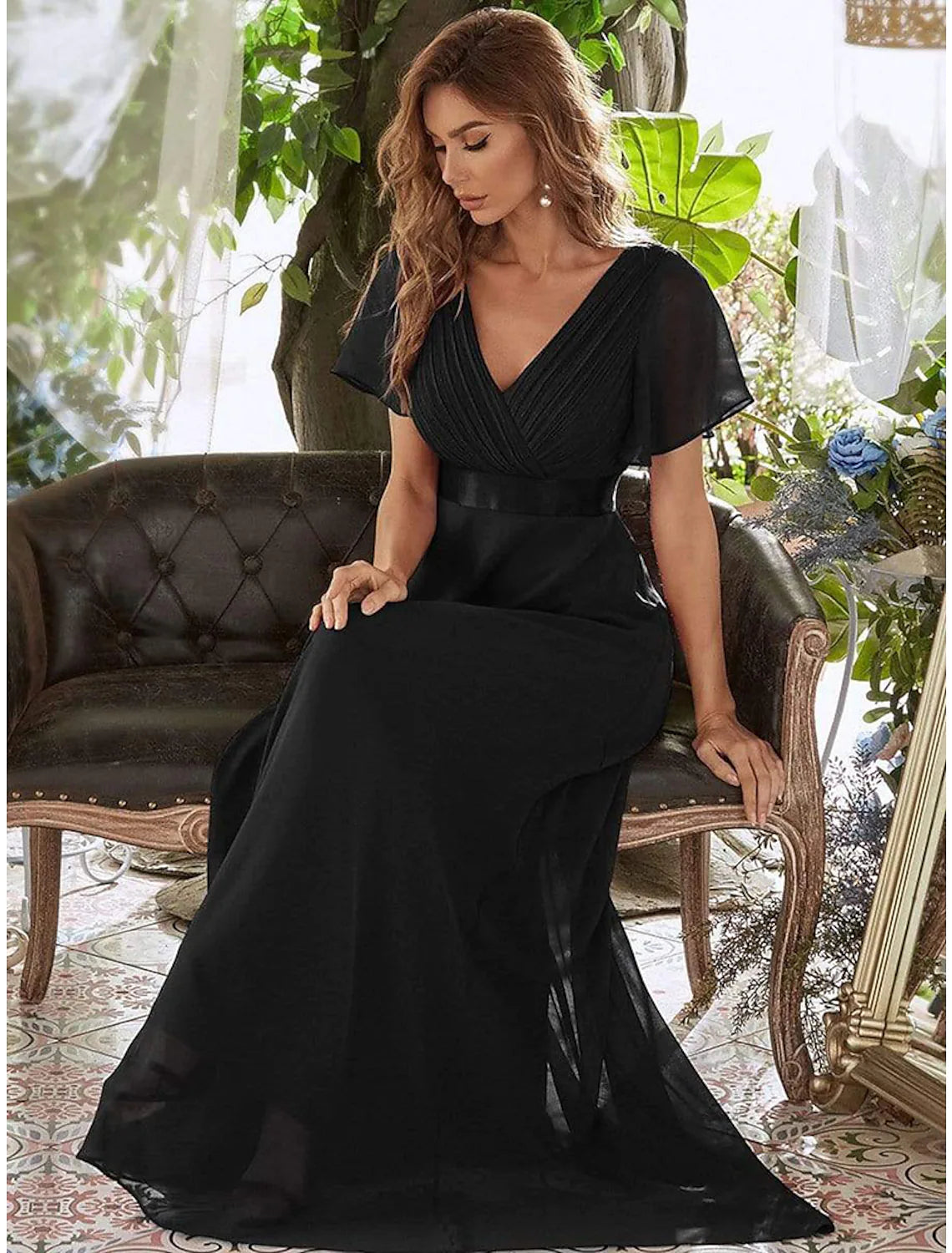 Vestido de noche de corte A, para invitada de boda, largo hasta el suelo, manga corta, escote en V, gasa, espalda en V con volantes