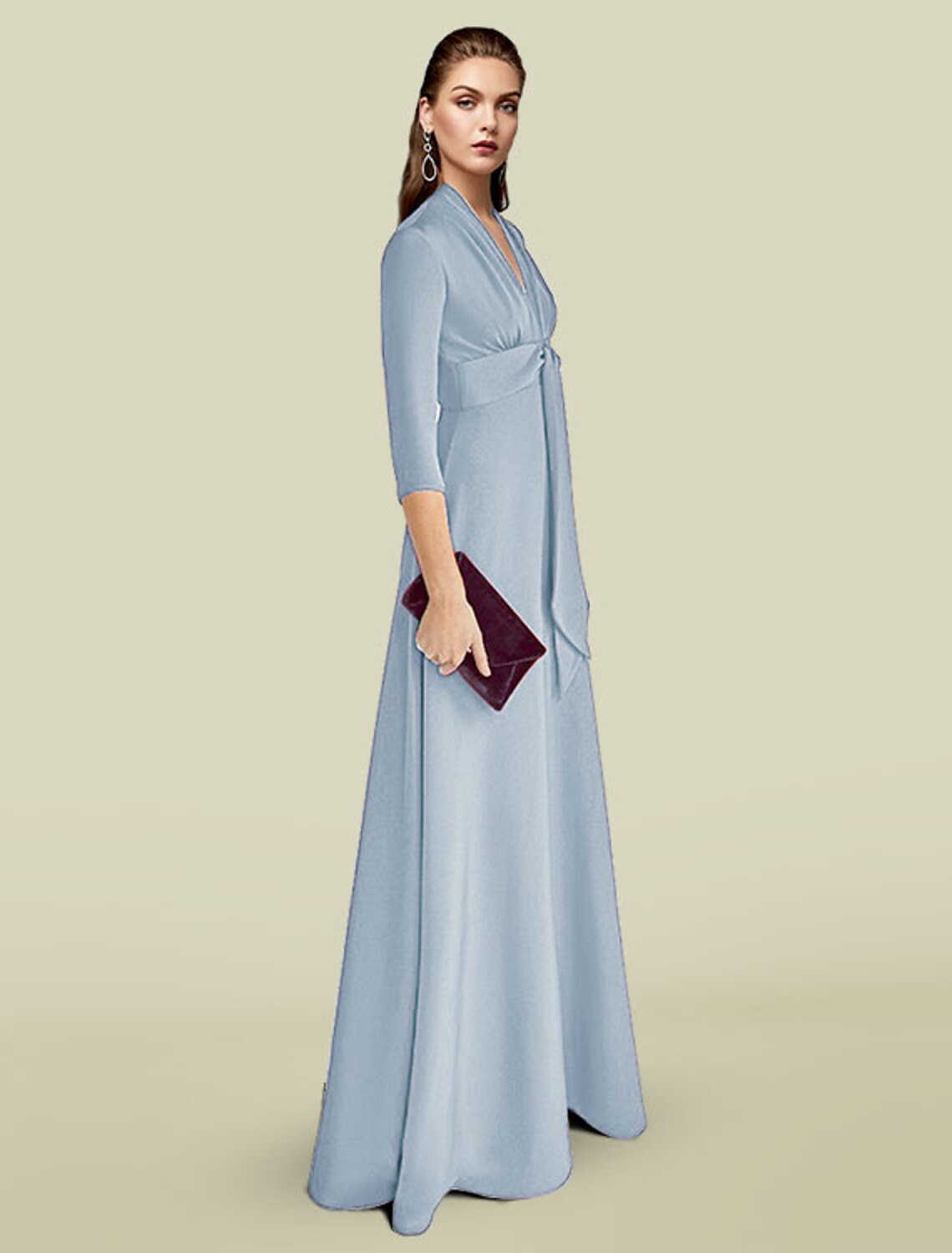 Vestido elegante de madre de la novia de corte A con escote en V, largo hasta el suelo, mangas charmeuse con fruncido